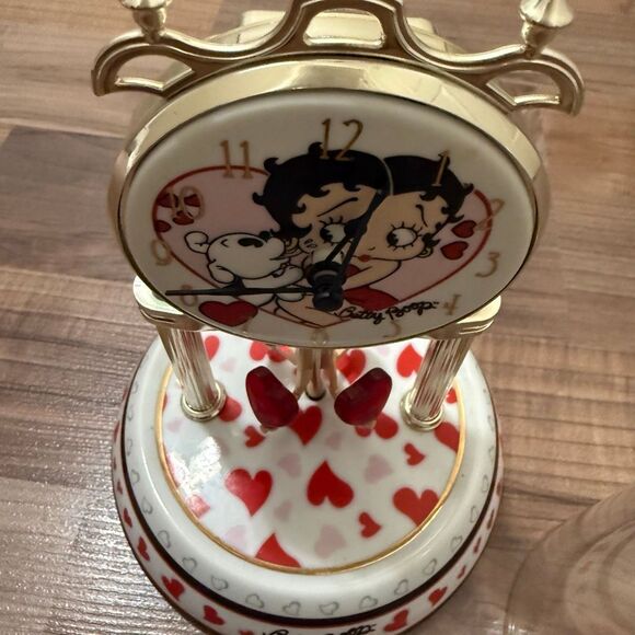 Vintage Y2K Betty Boop Pudgy Clock Glass Heart Anniversary Dome Spin Works - Picture 2 of 8